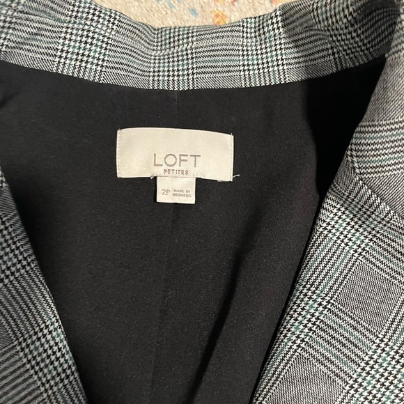 Loft grey plaid double-breasted blazer - Picture 2 of 10